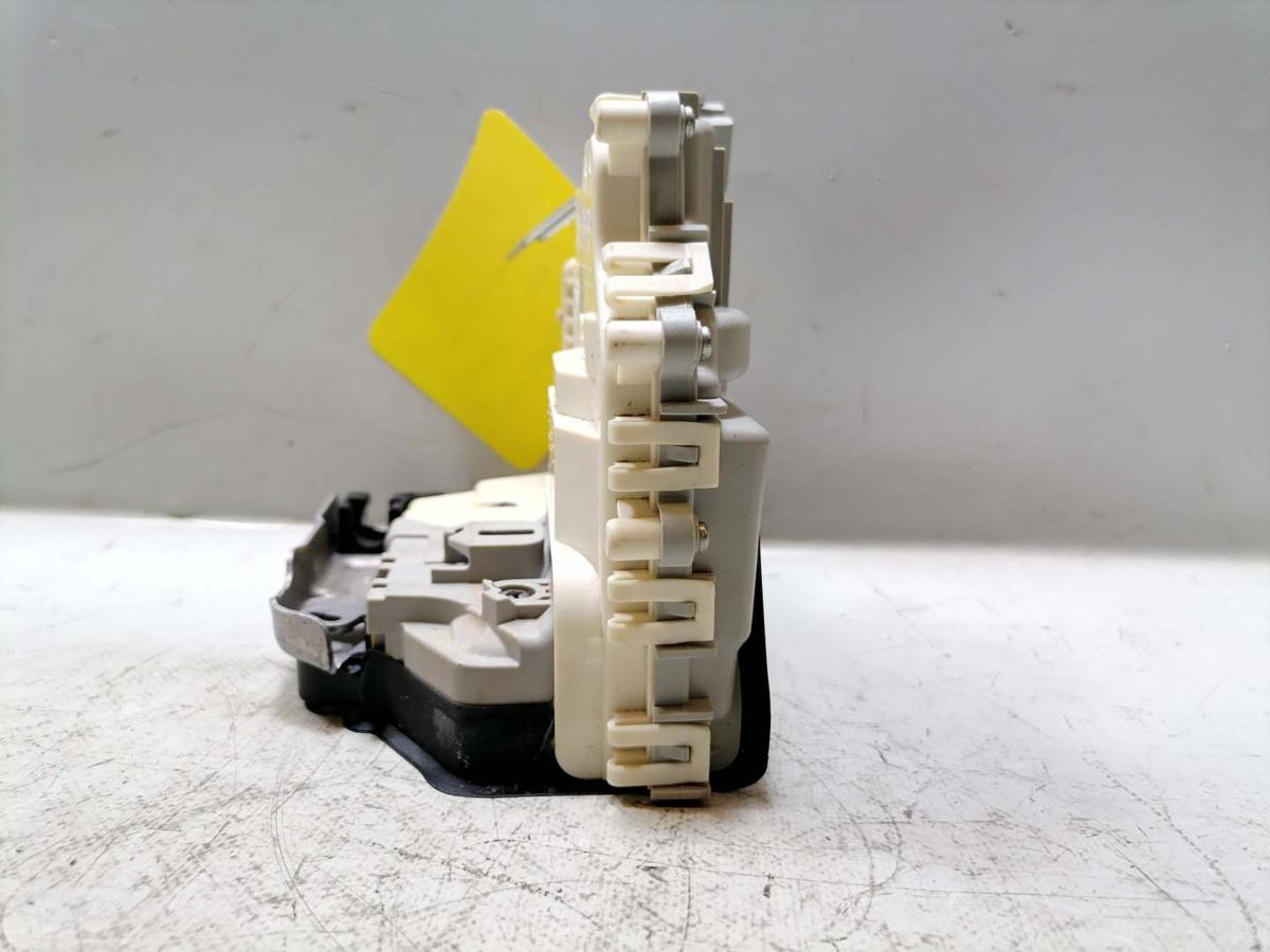 Porsche Macan original T&uuml;rschloss hinten links Bj.2015